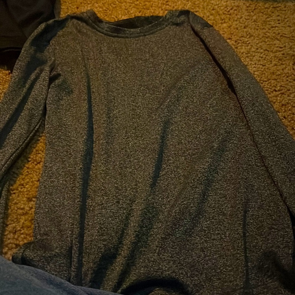 athletic shirt